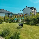 Апартаменты Borowikova Baltycka Oaza Basen Sauna Jacuzzi *